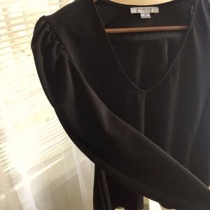 Black, Puff Sleeve Top